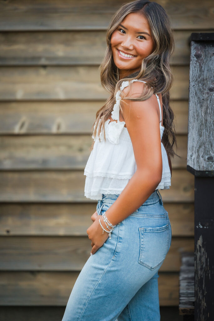 2024-08-25Senior-9 senior pictures