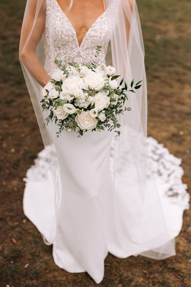 Providence_lavitaphotography-524 Bride flowers at Providence Vineyard Chicago wedding photographer