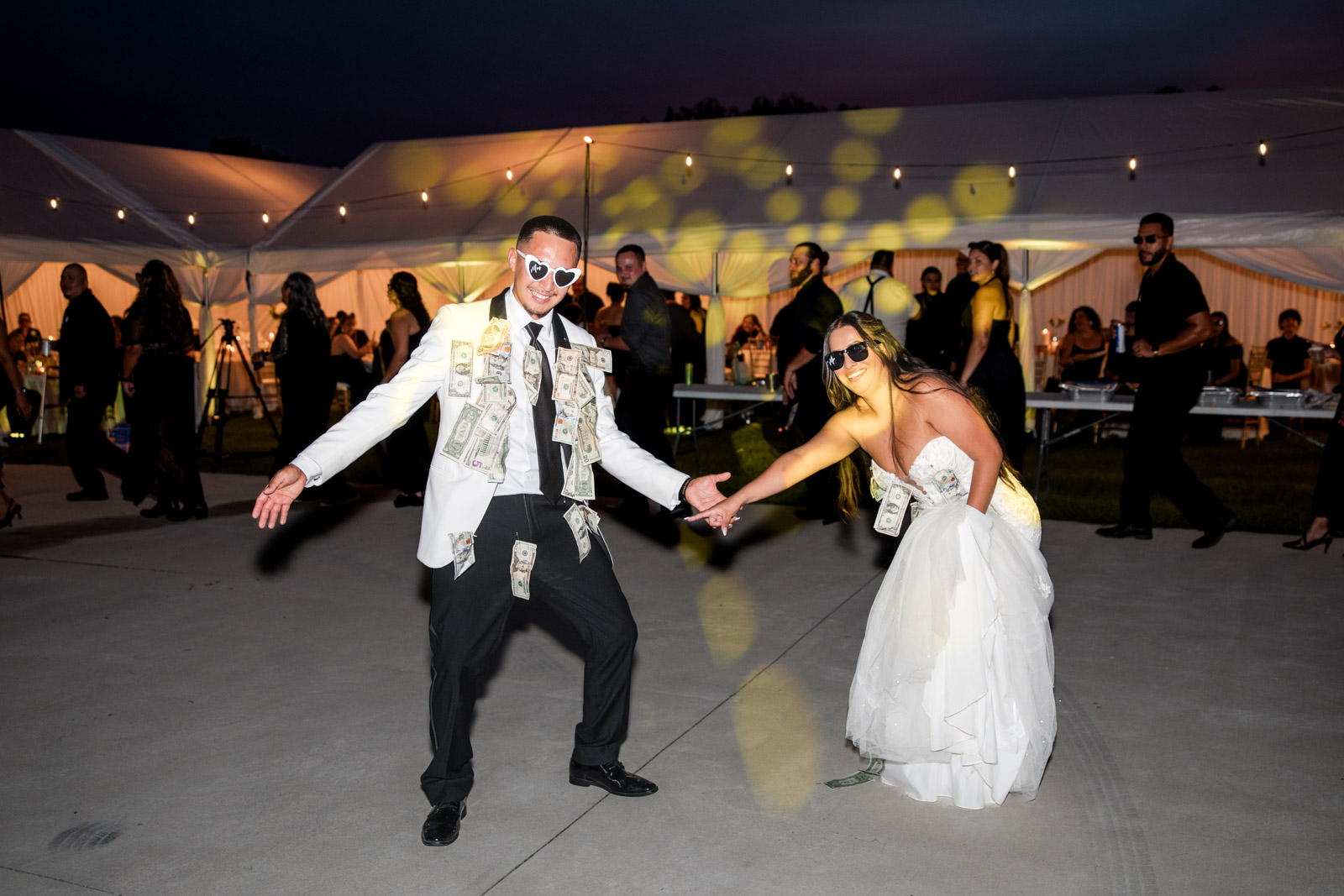 2026-08-08 Naperville_Lavita Photography-173 newlyweds on the dance floor