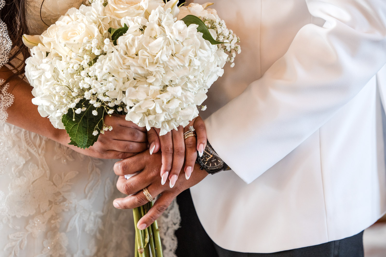 2026-08-08 Naperville_Lavita Photography-63 detail ring in church wedding ceremony Chicago