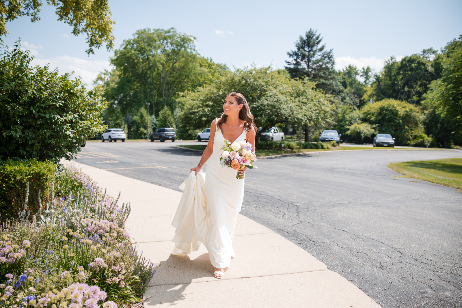 Intimate wedding_Lavita Photography-15 candid intimate wedding portraits Chicago intimate wedding photographer