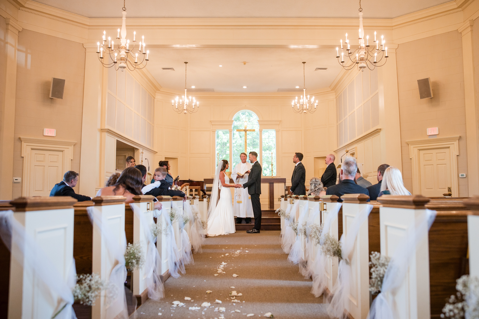 Intimate wedding_Lavita Photography-26