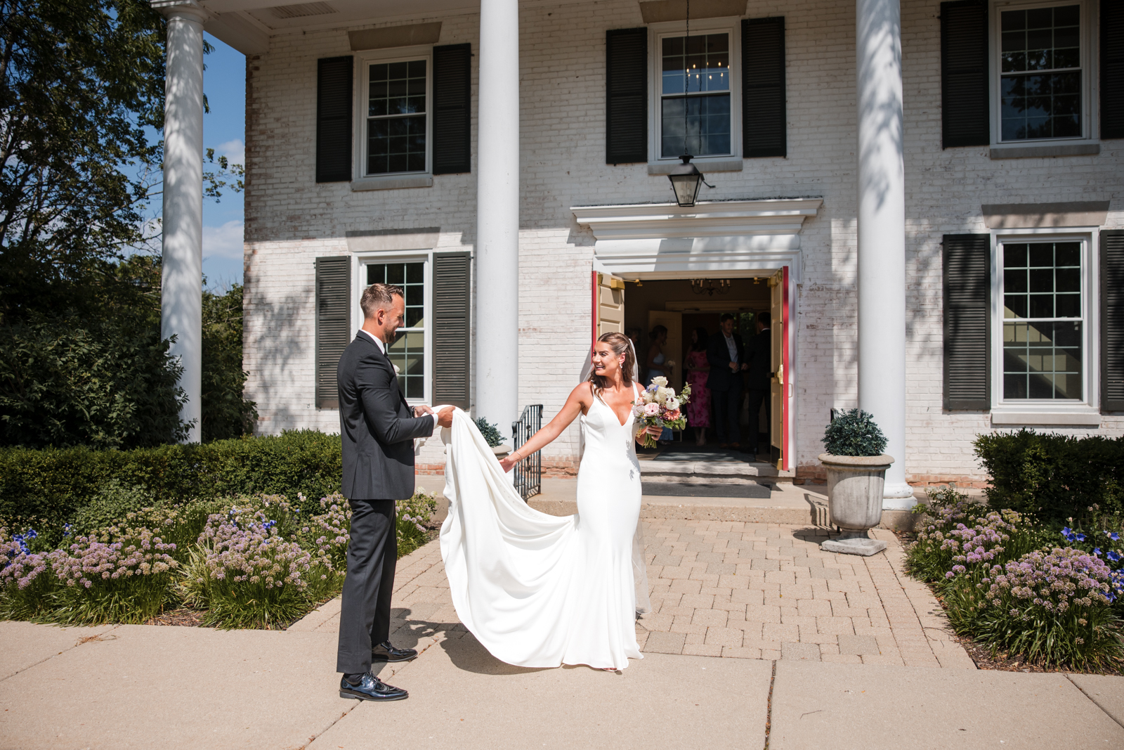 Intimate wedding_Lavita Photography-40