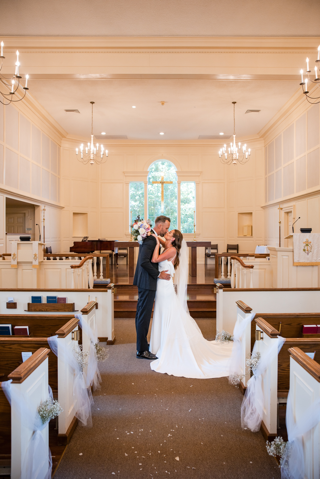 Intimate wedding_Lavita Photography-43