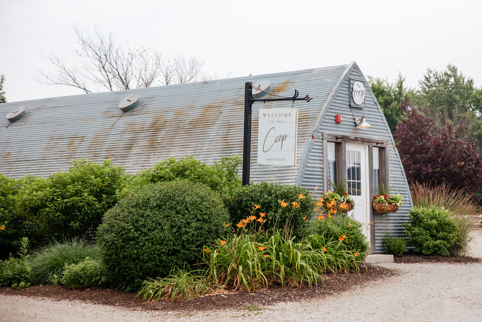 Elegant rustic barn wedding reception Chicago suburbs
