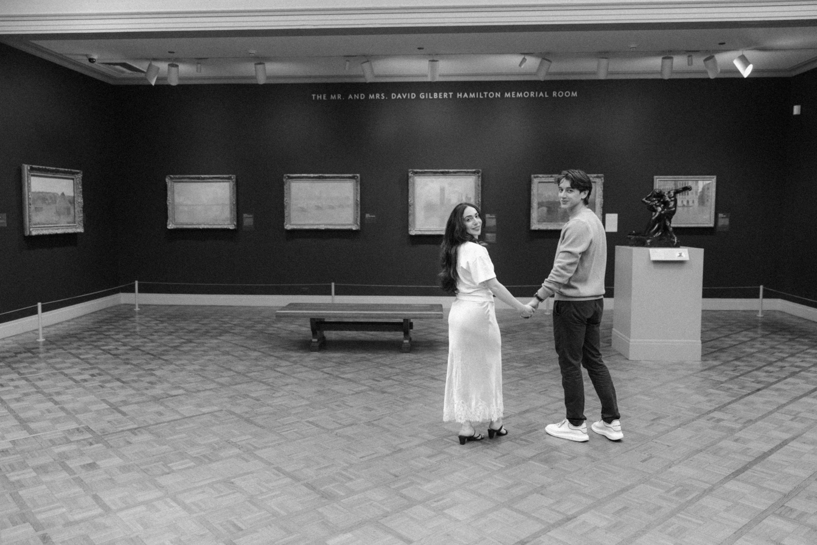 Chicago Art Institue Engagement_Lavita Photography-102