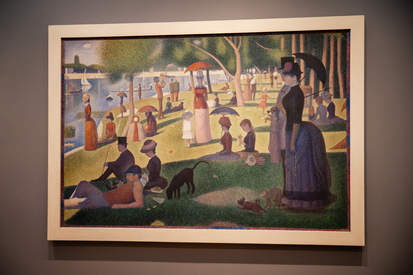 Chicago Art Institue Engagement_Lavita Photography-2 Painting “A Sunday on La Grande Jatte” by Georges Seurat