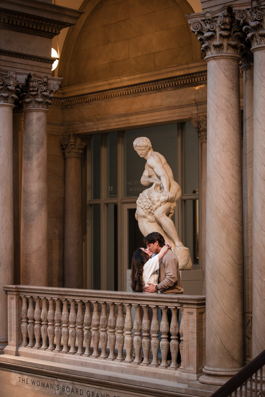 Chicago Art Institue Engagement_Lavita Photography-38