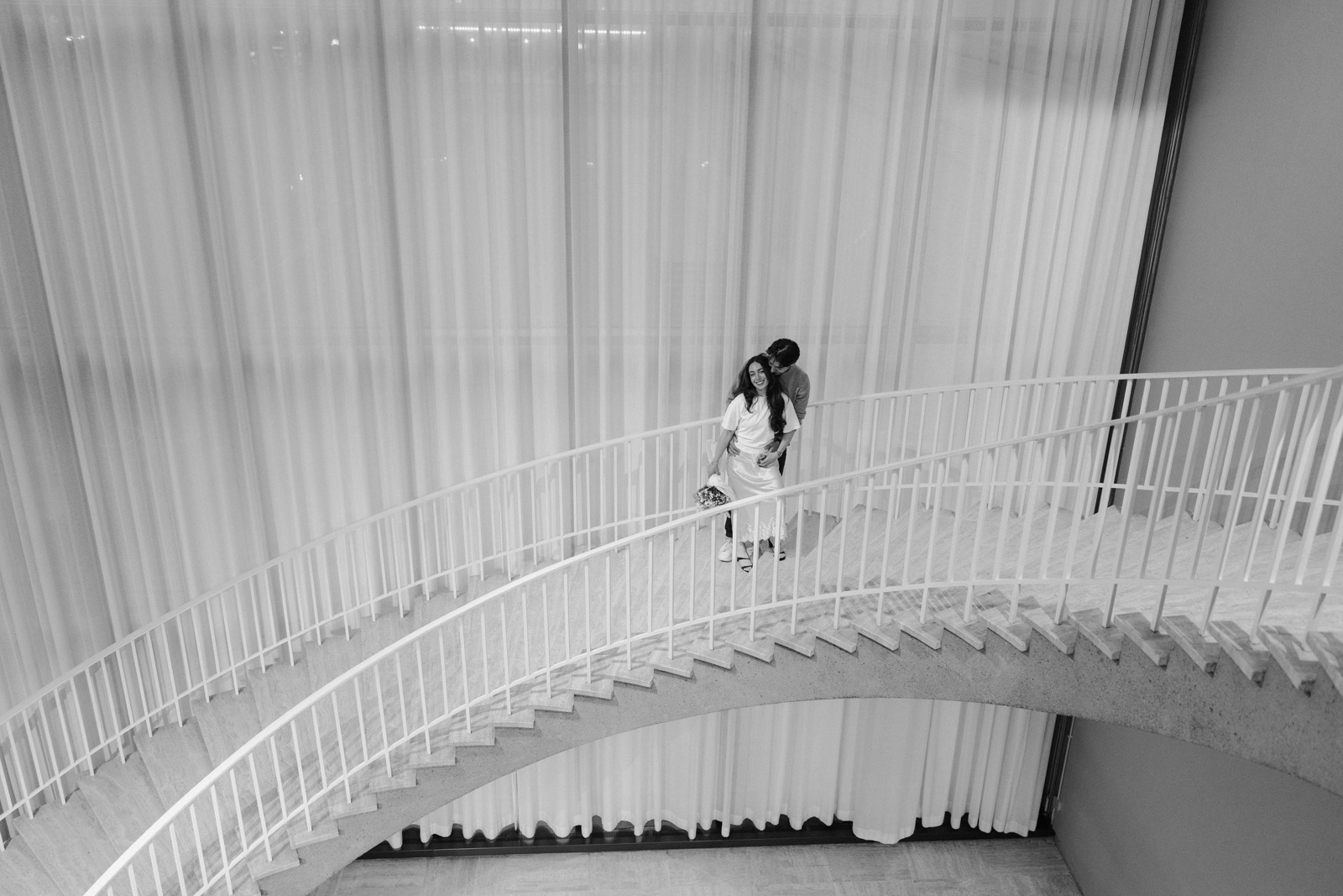 Chicago Art Institue Engagement_Lavita Photography-77