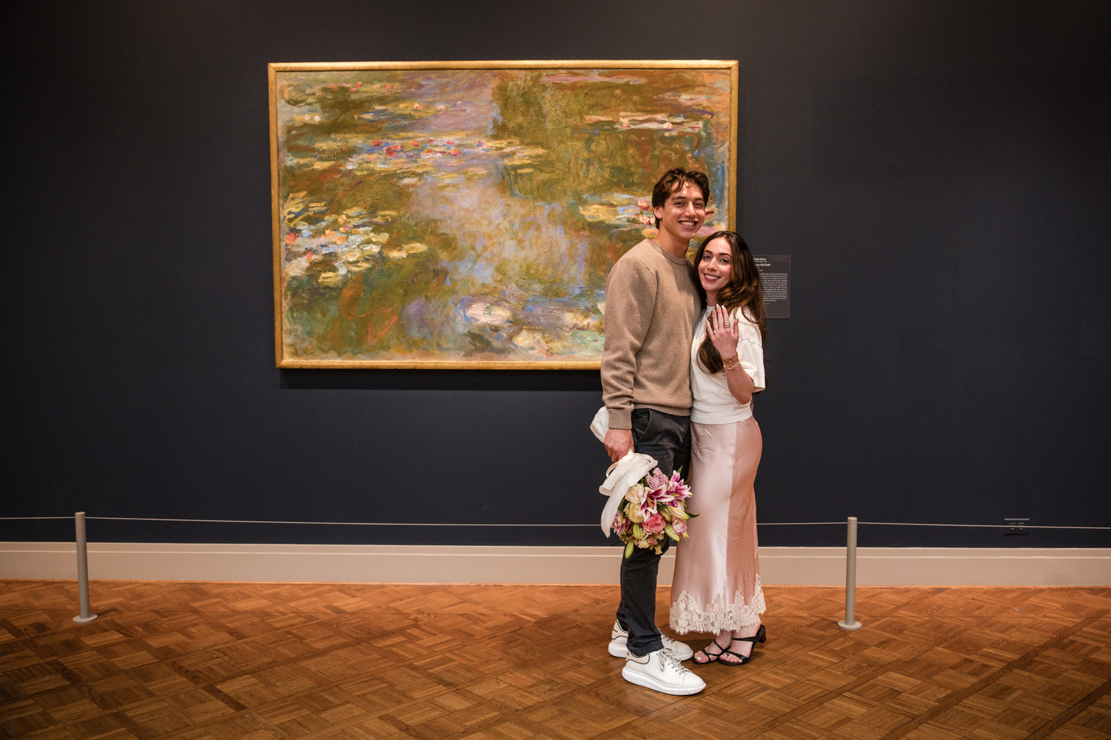 Chicago Art Institue Engagement_Lavita Photography-80 Couple at Art Institute Chicago painting after engagement